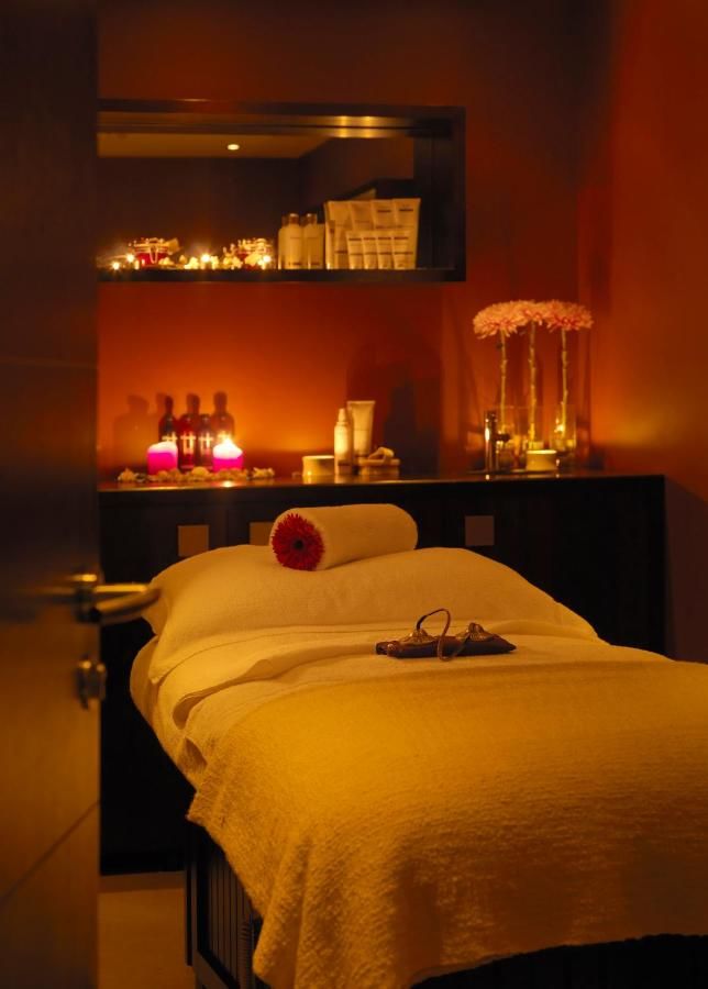 Отель Kilkenny Ormonde Hotel Килкенни